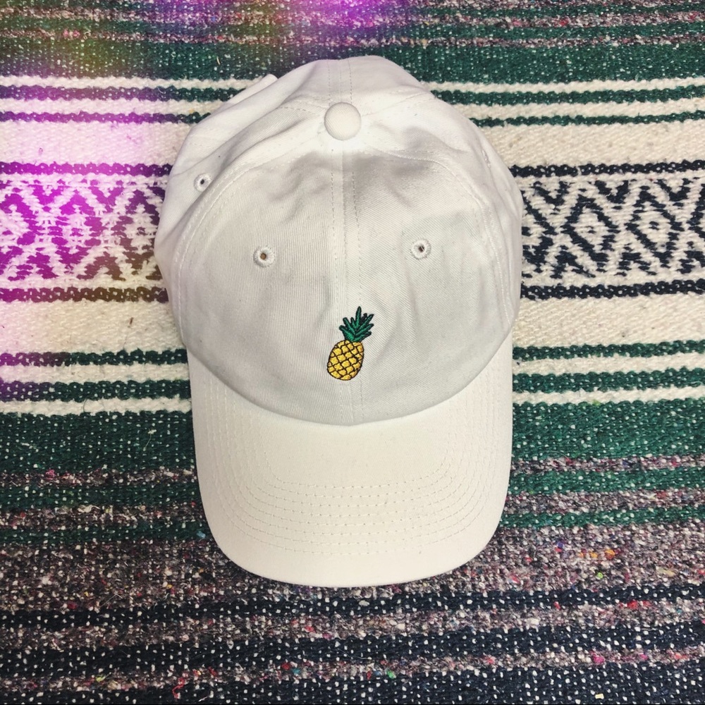 Serengetee pineapple hat